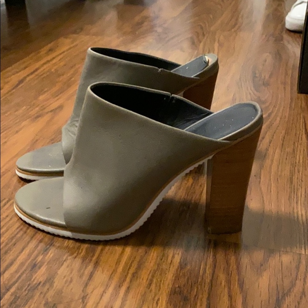 Tibi Bee Mule - Picture 2 of 4